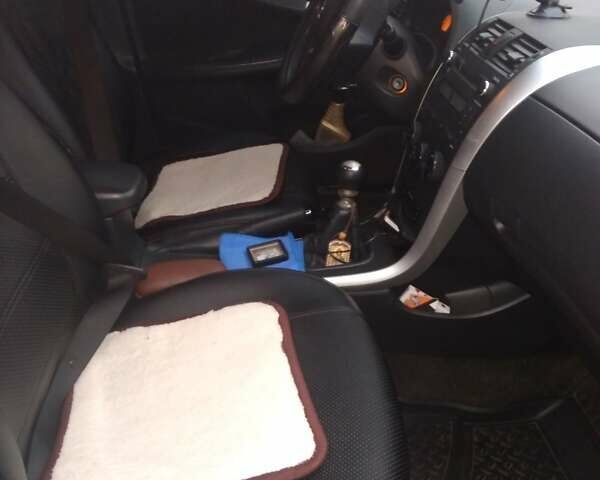 Білий Тойота Королла, об'ємом двигуна 1.6 л та пробігом 156 тис. км за 9300 $, фото 7 на Automoto.ua