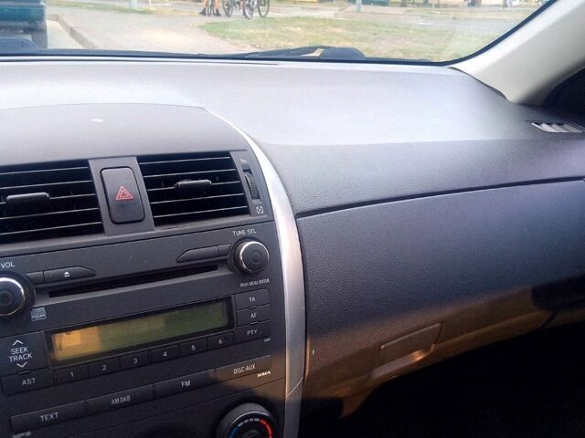 Белый Тойота Королла, объемом двигателя 1.6 л и пробегом 0 тыс. км за 9500 $, фото 1 на Automoto.ua