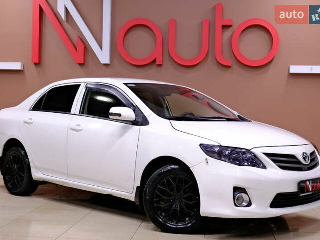 Белый Тойота Королла, объемом двигателя 1.6 л и пробегом 119 тыс. км за 7900 $, фото 4 на Automoto.ua
