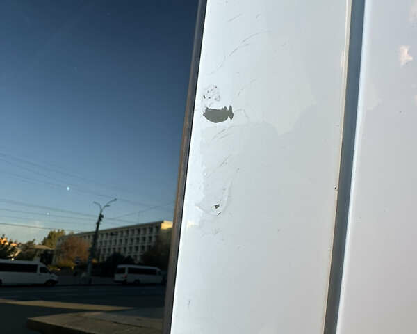 Белый Тойота Королла, объемом двигателя 1.3 л и пробегом 175 тыс. км за 7800 $, фото 18 на Automoto.ua