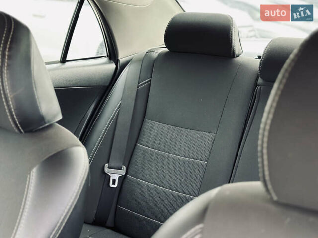 Білий Тойота Королла, об'ємом двигуна 1.33 л та пробігом 243 тис. км за 7399 $, фото 20 на Automoto.ua
