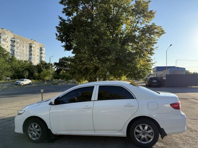 Тойота Королла 2011 в Кропивницком (Кировограде) на Automoto.ua Белый Тойота Королла, объемом двигателя 0 л и пробегом 188 тыс. км за 7000 $, фото 2 на Automoto.ua