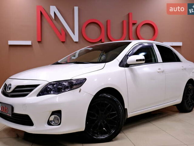 Белый Тойота Королла, объемом двигателя 1.6 л и пробегом 119 тыс. км за 7900 $, фото 9 на Automoto.ua