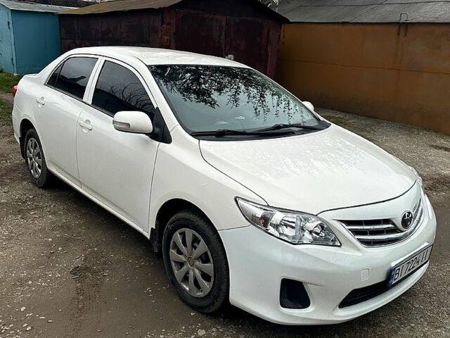 Білий Тойота Королла, об'ємом двигуна 1.3 л та пробігом 153 тис. км за 6300 $, фото 1 на Automoto.ua