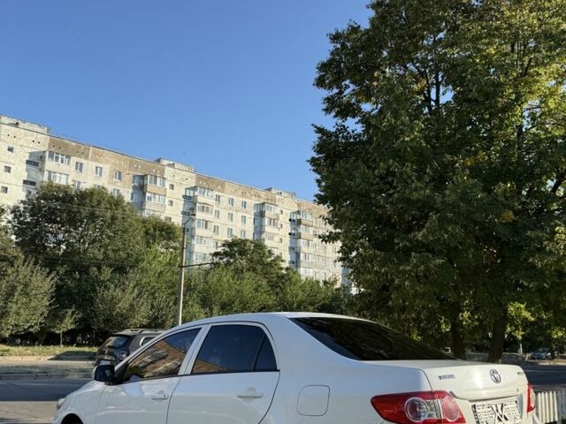 Тойота Королла 2011 в Кропивницком (Кировограде) на Automoto.ua Белый Тойота Королла, объемом двигателя 0 л и пробегом 188 тыс. км за 7000 $, фото 4 на Automoto.ua
