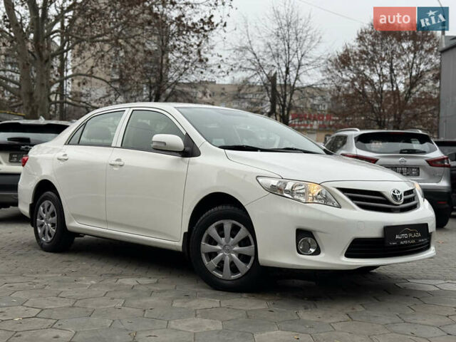 Белый Тойота Королла, объемом двигателя 1.3 л и пробегом 117 тыс. км за 8500 $, фото 10 на Automoto.ua