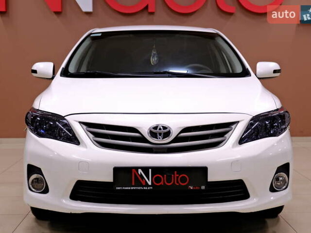 Белый Тойота Королла, объемом двигателя 1.6 л и пробегом 119 тыс. км за 7900 $, фото 1 на Automoto.ua
