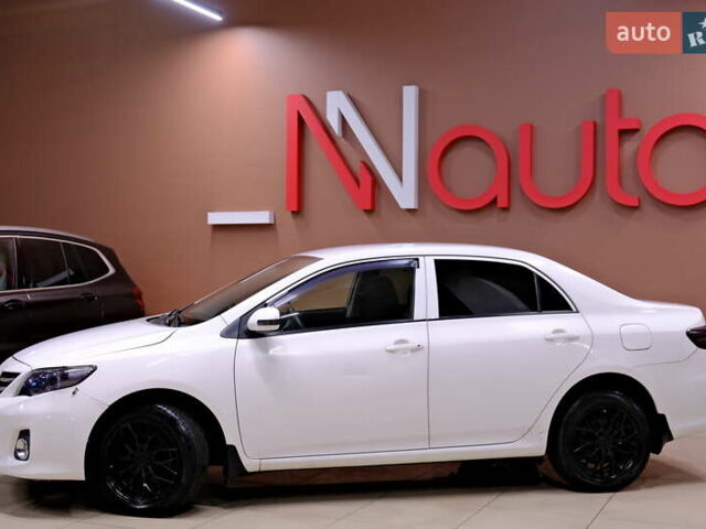 Белый Тойота Королла, объемом двигателя 1.6 л и пробегом 119 тыс. км за 7900 $, фото 12 на Automoto.ua