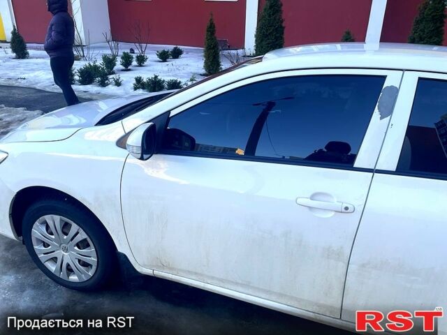 Белый Тойота Королла, объемом двигателя 1.6 л и пробегом 218 тыс. км за 8000 $, фото 7 на Automoto.ua