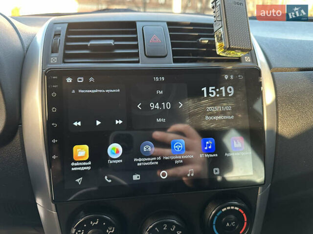 Белый Тойота Королла, объемом двигателя 1.3 л и пробегом 175 тыс. км за 7800 $, фото 12 на Automoto.ua