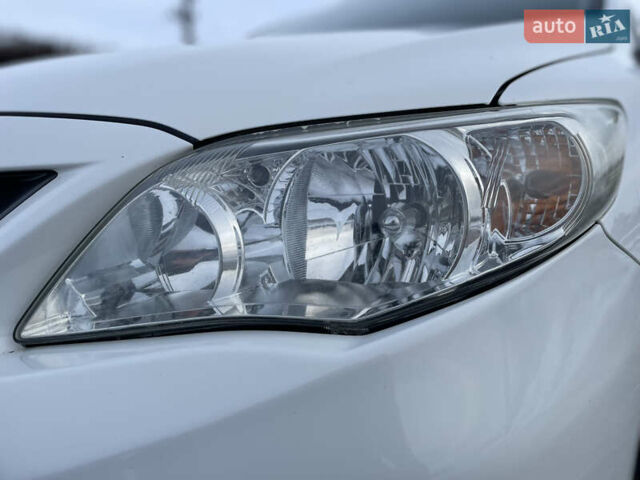 Белый Тойота Королла, объемом двигателя 1.33 л и пробегом 197 тыс. км за 4999 $, фото 2 на Automoto.ua