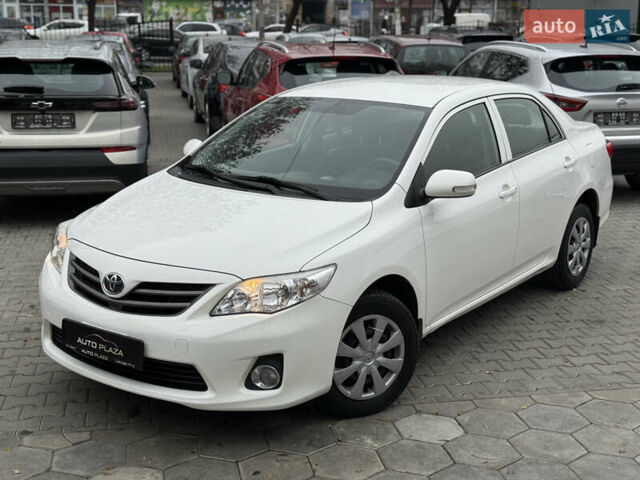 Белый Тойота Королла, объемом двигателя 1.3 л и пробегом 117 тыс. км за 8500 $, фото 7 на Automoto.ua