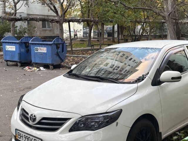 Белый Тойота Королла, объемом двигателя 1.6 л и пробегом 120 тыс. км за 8900 $, фото 1 на Automoto.ua
