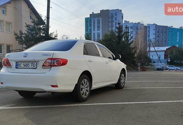 Белый Тойота Королла, объемом двигателя 1.33 л и пробегом 79 тыс. км за 7550 $, фото 13 на Automoto.ua