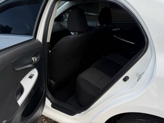 Белый Тойота Королла, объемом двигателя 1.6 л и пробегом 93 тыс. км за 10500 $, фото 16 на Automoto.ua