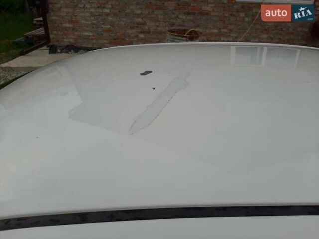 Белый Тойота Королла, объемом двигателя 1.3 л и пробегом 209 тыс. км за 6500 $, фото 13 на Automoto.ua