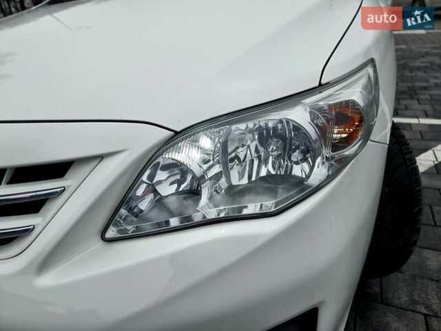 Білий Тойота Королла, об'ємом двигуна 1.6 л та пробігом 97 тис. км за 11300 $, фото 7 на Automoto.ua