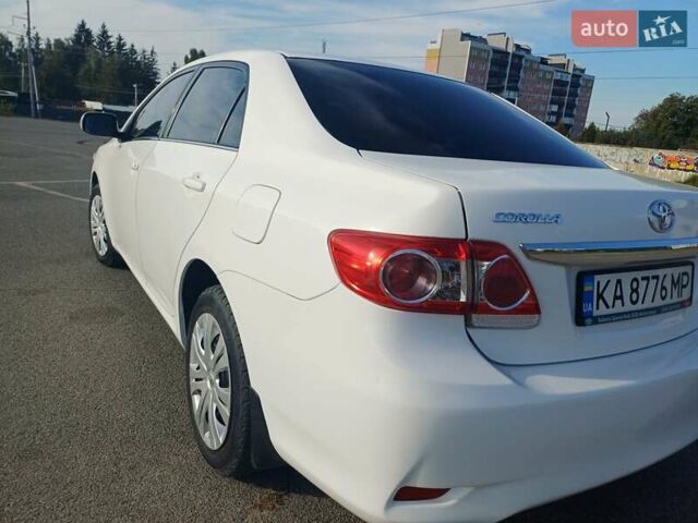 Белый Тойота Королла, объемом двигателя 1.6 л и пробегом 266 тыс. км за 8900 $, фото 6 на Automoto.ua