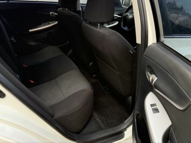 Белый Тойота Королла, объемом двигателя 1.6 л и пробегом 93 тыс. км за 10500 $, фото 15 на Automoto.ua