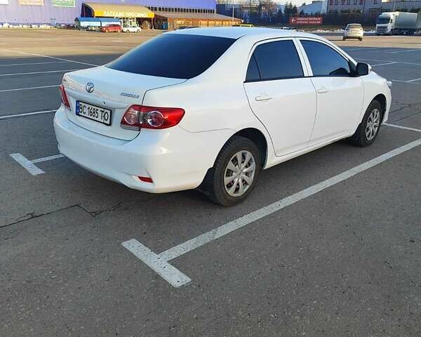 Белый Тойота Королла, объемом двигателя 1.33 л и пробегом 79 тыс. км за 7550 $, фото 12 на Automoto.ua