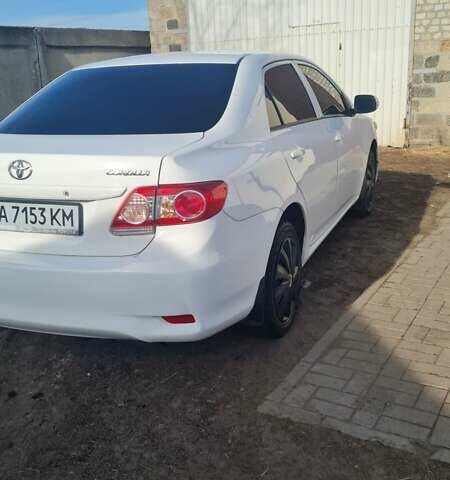 Белый Тойота Королла, объемом двигателя 1.6 л и пробегом 194 тыс. км за 8500 $, фото 12 на Automoto.ua