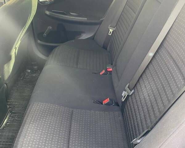 Білий Тойота Королла, об'ємом двигуна 1.3 л та пробігом 349 тис. км за 5000 $, фото 6 на Automoto.ua