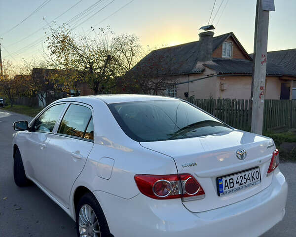 Белый Тойота Королла, объемом двигателя 1.33 л и пробегом 220 тыс. км за 6500 $, фото 9 на Automoto.ua