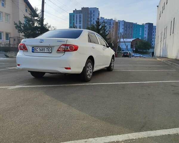 Белый Тойота Королла, объемом двигателя 1.33 л и пробегом 79 тыс. км за 7550 $, фото 1 на Automoto.ua