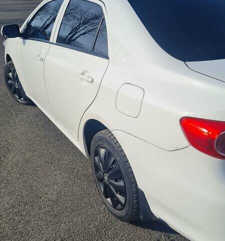 Белый Тойота Королла, объемом двигателя 1.6 л и пробегом 194 тыс. км за 8500 $, фото 11 на Automoto.ua