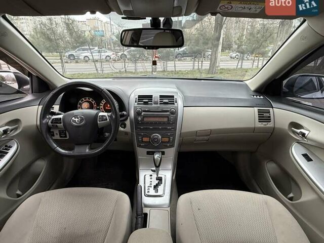 Белый Тойота Королла, объемом двигателя 1.6 л и пробегом 140 тыс. км за 9999 $, фото 18 на Automoto.ua