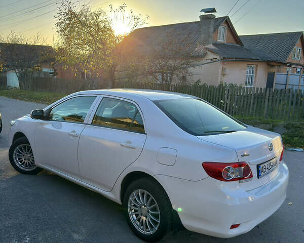 Белый Тойота Королла, объемом двигателя 1.33 л и пробегом 220 тыс. км за 6500 $, фото 4 на Automoto.ua