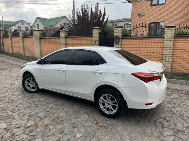 Белый Тойота Королла, объемом двигателя 1.6 л и пробегом 142 тыс. км за 12200 $, фото 6 на Automoto.ua