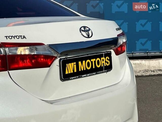 Белый Тойота Королла, объемом двигателя 1.6 л и пробегом 197 тыс. км за 11999 $, фото 20 на Automoto.ua