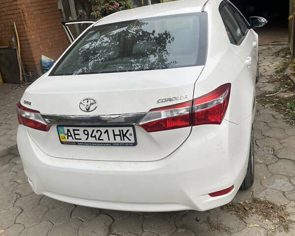 Білий Тойота Королла, об'ємом двигуна 1.33 л та пробігом 91 тис. км за 11500 $, фото 2 на Automoto.ua