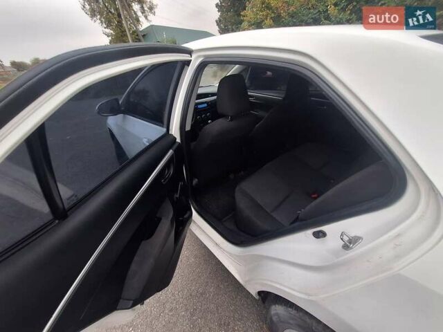 Белый Тойота Королла, объемом двигателя 1.33 л и пробегом 376 тыс. км за 6500 $, фото 20 на Automoto.ua