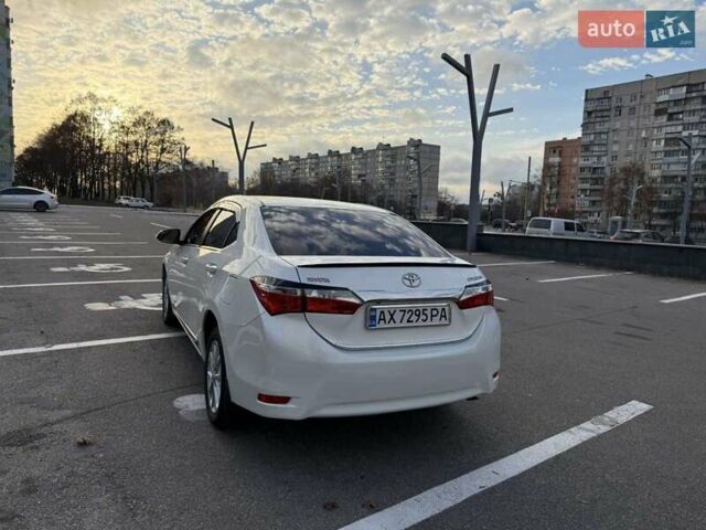 Белый Тойота Королла, объемом двигателя 1.6 л и пробегом 159 тыс. км за 12800 $, фото 6 на Automoto.ua