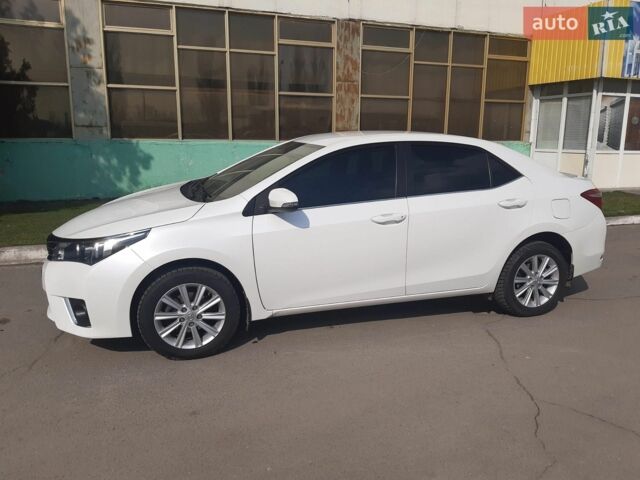 Білий Тойота Королла, об'ємом двигуна 1.6 л та пробігом 240 тис. км за 10000 $, фото 1 на Automoto.ua