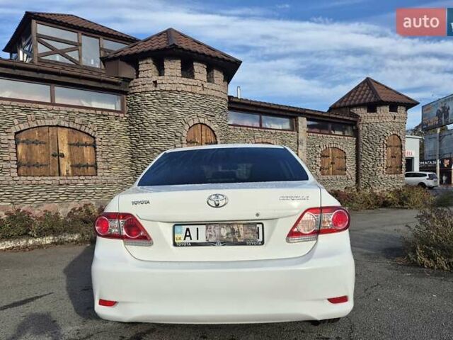 Белый Тойота Королла, объемом двигателя 0 л и пробегом 145 тыс. км за 7300 $, фото 5 на Automoto.ua