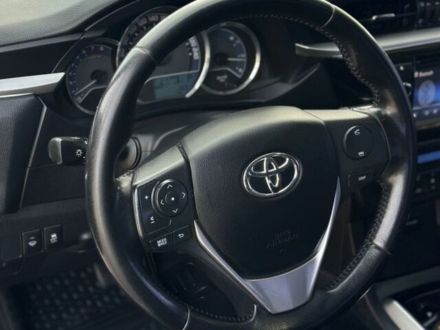 Білий Тойота Королла, об'ємом двигуна 1.6 л та пробігом 158 тис. км за 13800 $, фото 11 на Automoto.ua