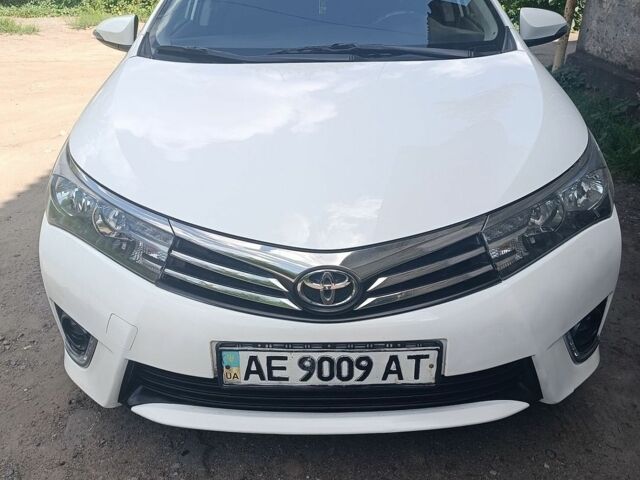 Белый Тойота Королла, объемом двигателя 1.3 л и пробегом 161 тыс. км за 8500 $, фото 2 на Automoto.ua