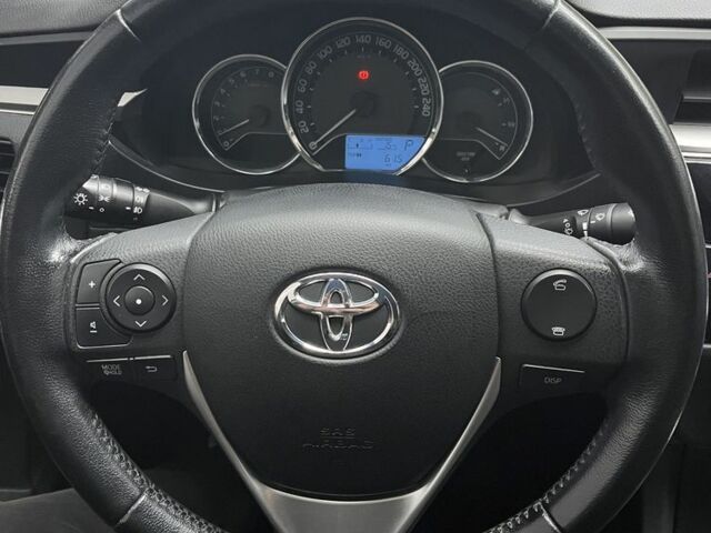 Белый Тойота Королла, объемом двигателя 1.6 л и пробегом 142 тыс. км за 12200 $, фото 19 на Automoto.ua