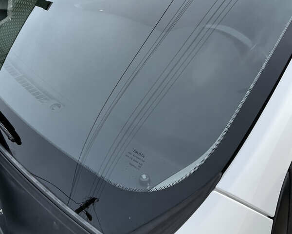 Белый Тойота Королла, объемом двигателя 1.6 л и пробегом 142 тыс. км за 12000 $, фото 10 на Automoto.ua