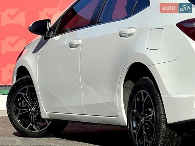 Белый Тойота Королла, объемом двигателя 1.6 л и пробегом 197 тыс. км за 11999 $, фото 16 на Automoto.ua