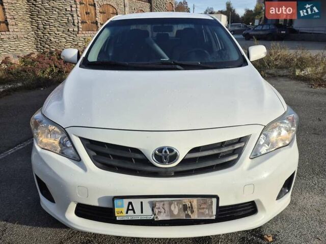 Белый Тойота Королла, объемом двигателя 0 л и пробегом 145 тыс. км за 7300 $, фото 1 на Automoto.ua