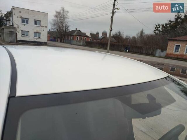 Белый Тойота Королла, объемом двигателя 1.3 л и пробегом 150 тыс. км за 10500 $, фото 15 на Automoto.ua