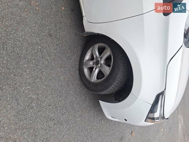 Белый Тойота Королла, объемом двигателя 1.33 л и пробегом 376 тыс. км за 6500 $, фото 6 на Automoto.ua