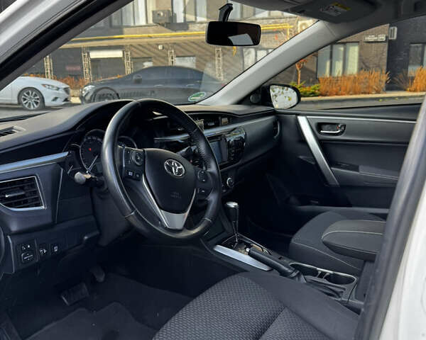 Белый Тойота Королла, объемом двигателя 1.6 л и пробегом 220 тыс. км за 10499 $, фото 9 на Automoto.ua