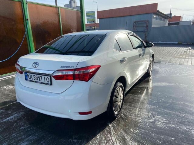 Белый Тойота Королла, объемом двигателя 1.3 л и пробегом 188 тыс. км за 7800 $, фото 2 на Automoto.ua