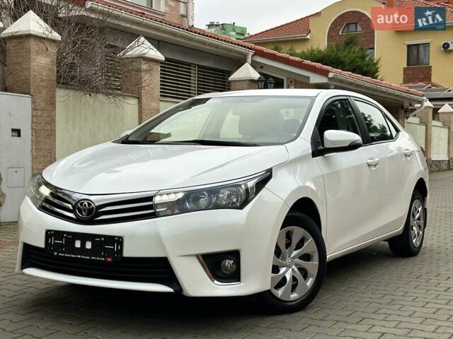 Белый Тойота Королла, объемом двигателя 1.6 л и пробегом 137 тыс. км за 10999 $, фото 17 на Automoto.ua