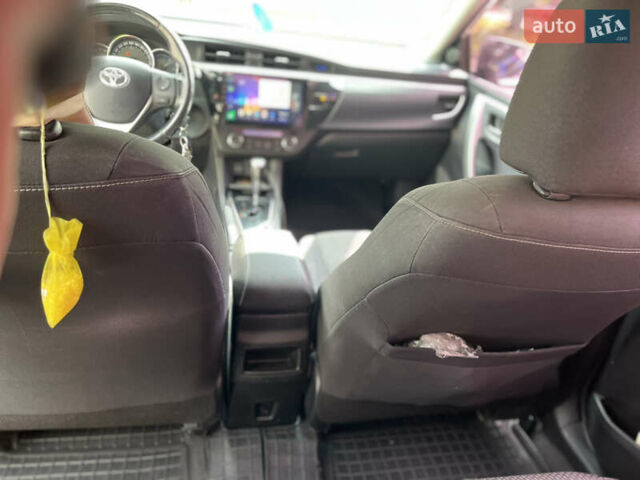Белый Тойота Королла, объемом двигателя 1.6 л и пробегом 197 тыс. км за 11500 $, фото 3 на Automoto.ua